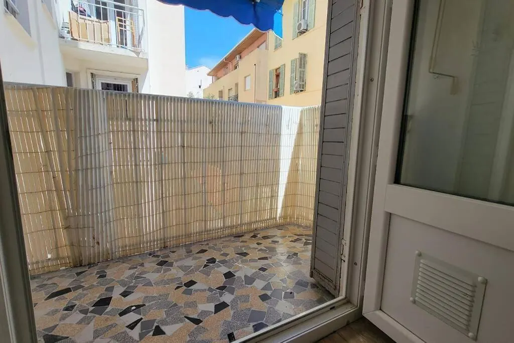 Apartment 3 Pieces Par La Mer Avec Climatisation Νίκαια